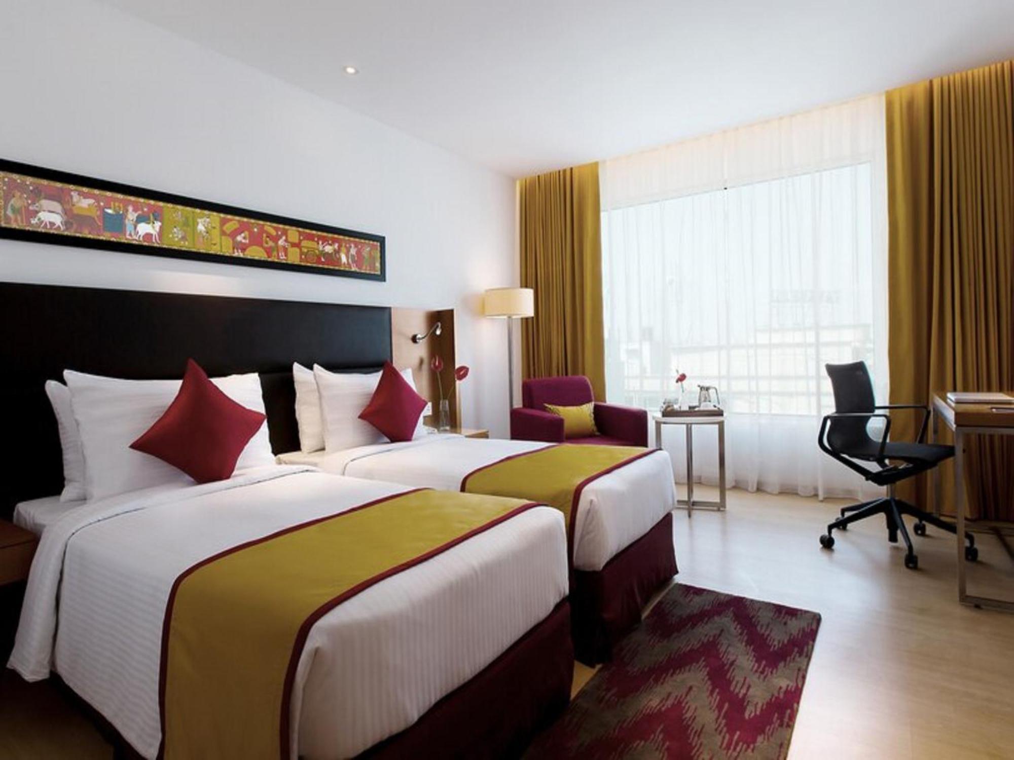 Mercure Hyderabad Kcp Banjara Hills, An Accor Hotel Exterior foto