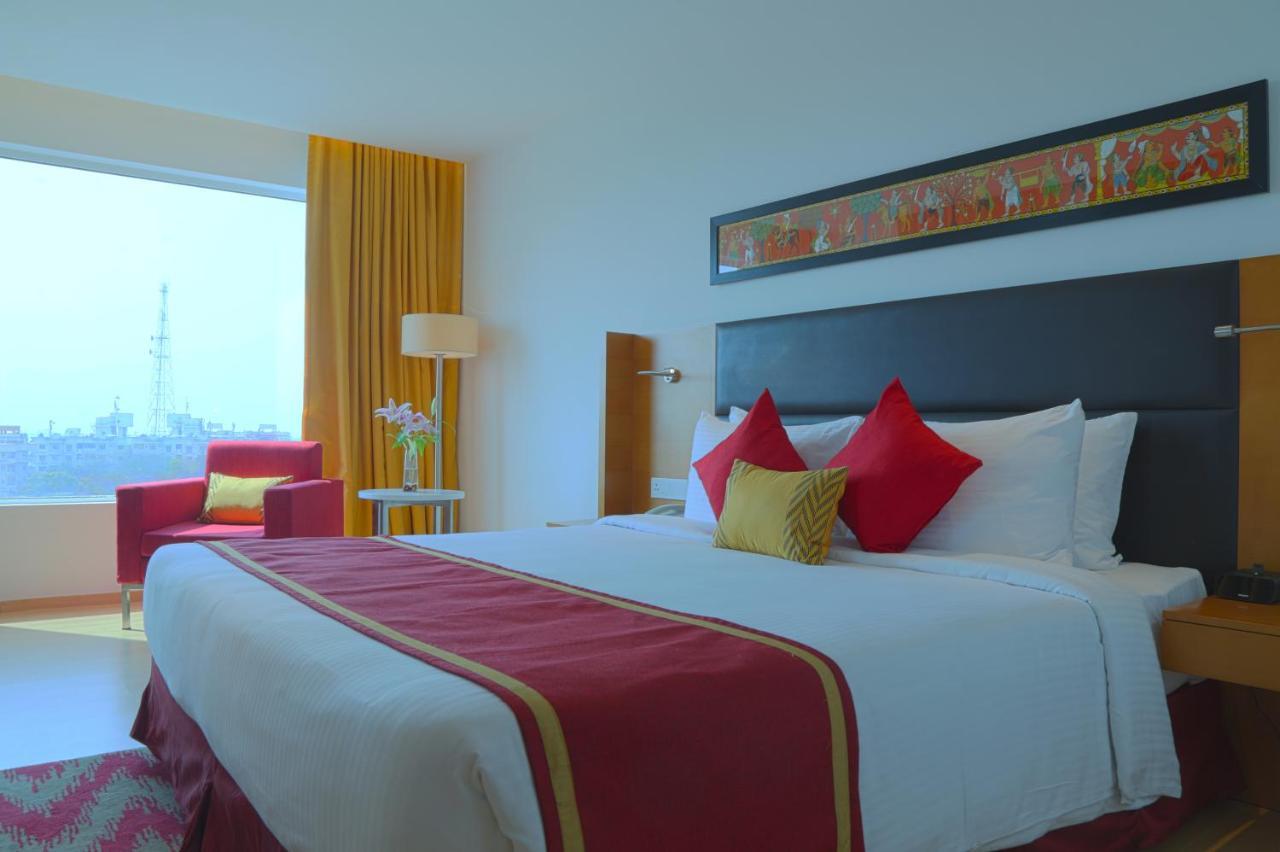Mercure Hyderabad Kcp Banjara Hills, An Accor Hotel Exterior foto A room at the hotel